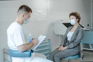 consulta médica sobre contraindicaciones
